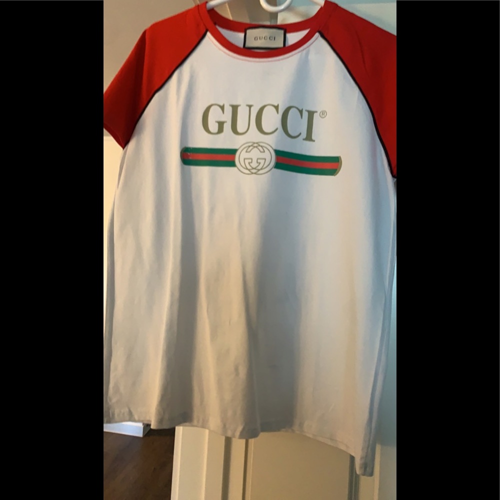 Mens size large tshirt brand new